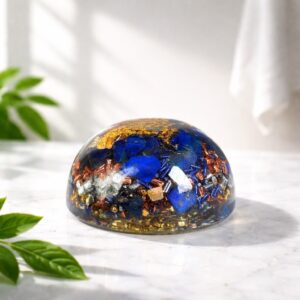 Orgonite demi-sphère lapis-lazuli