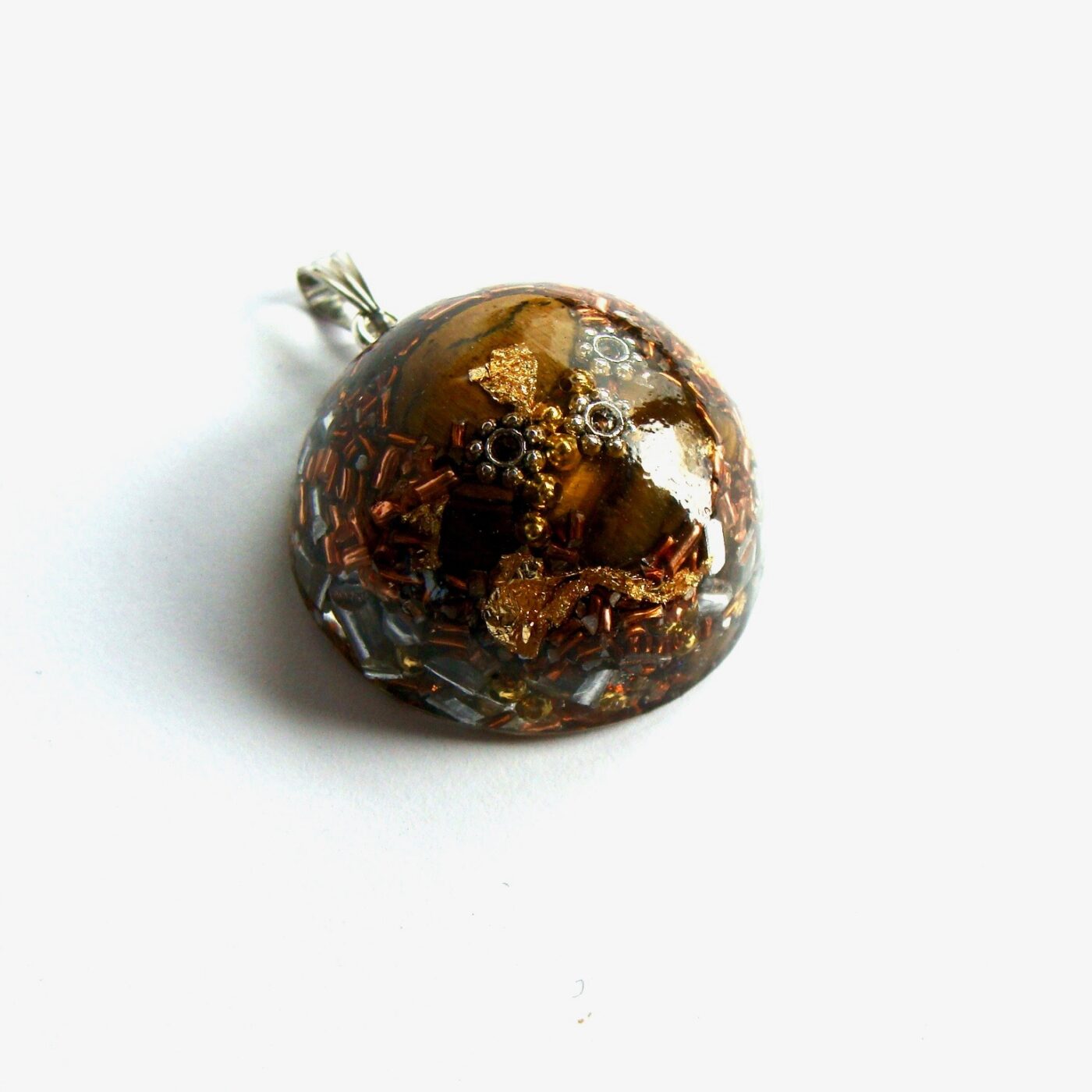 Pendentif orgonite demi-sphère oeil de tigre