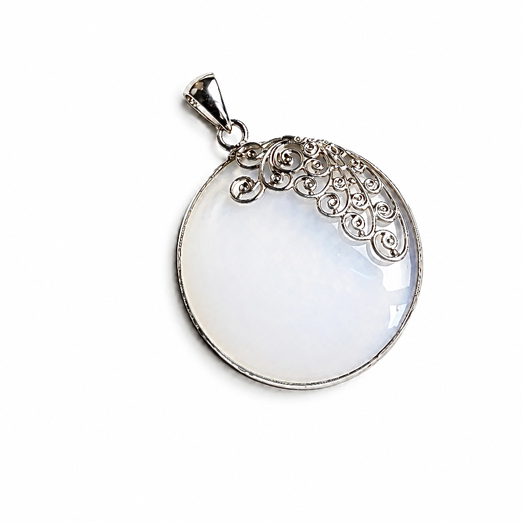Pendentif rond volutes opalite