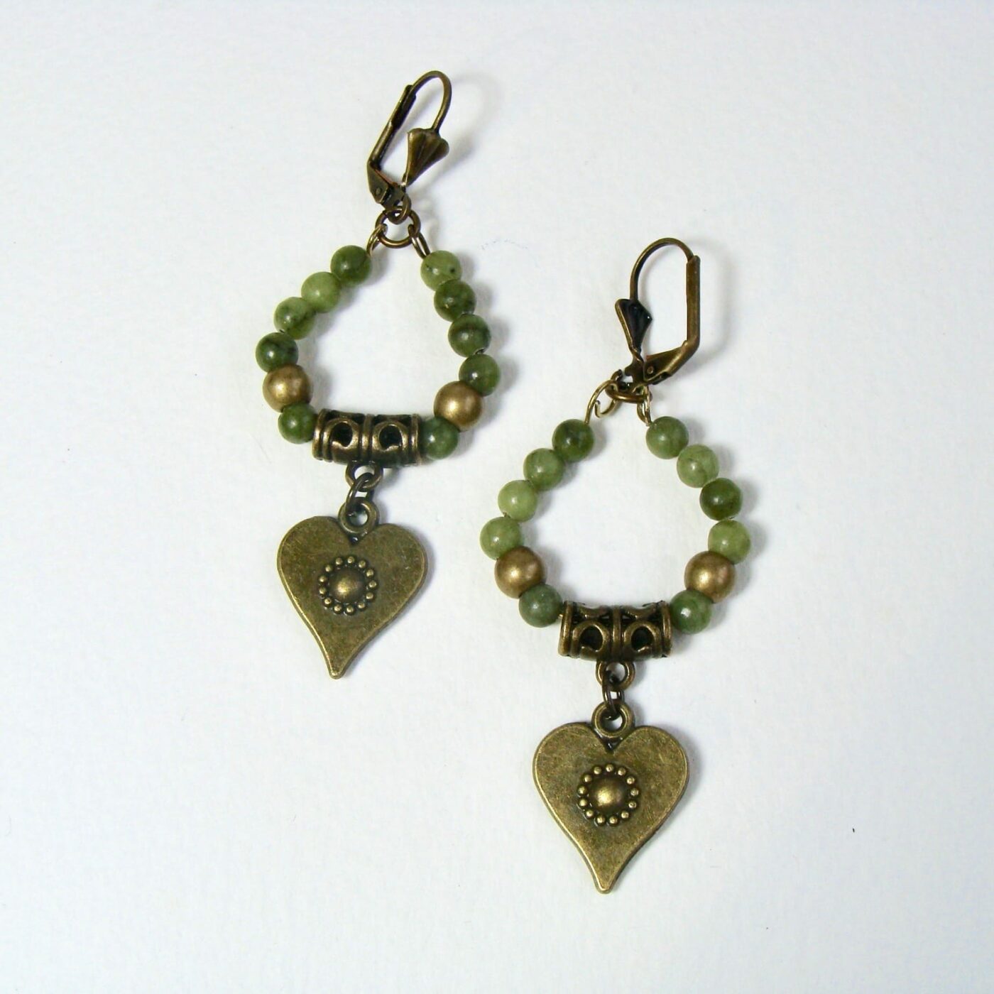 Boucles d'oreilles coeur jade