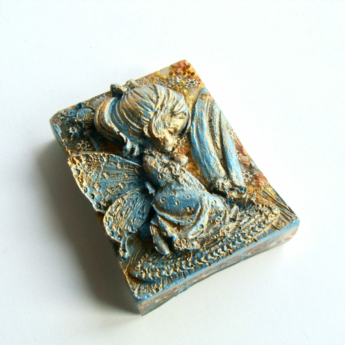 Orgonite bas-relief ange aigue-marine