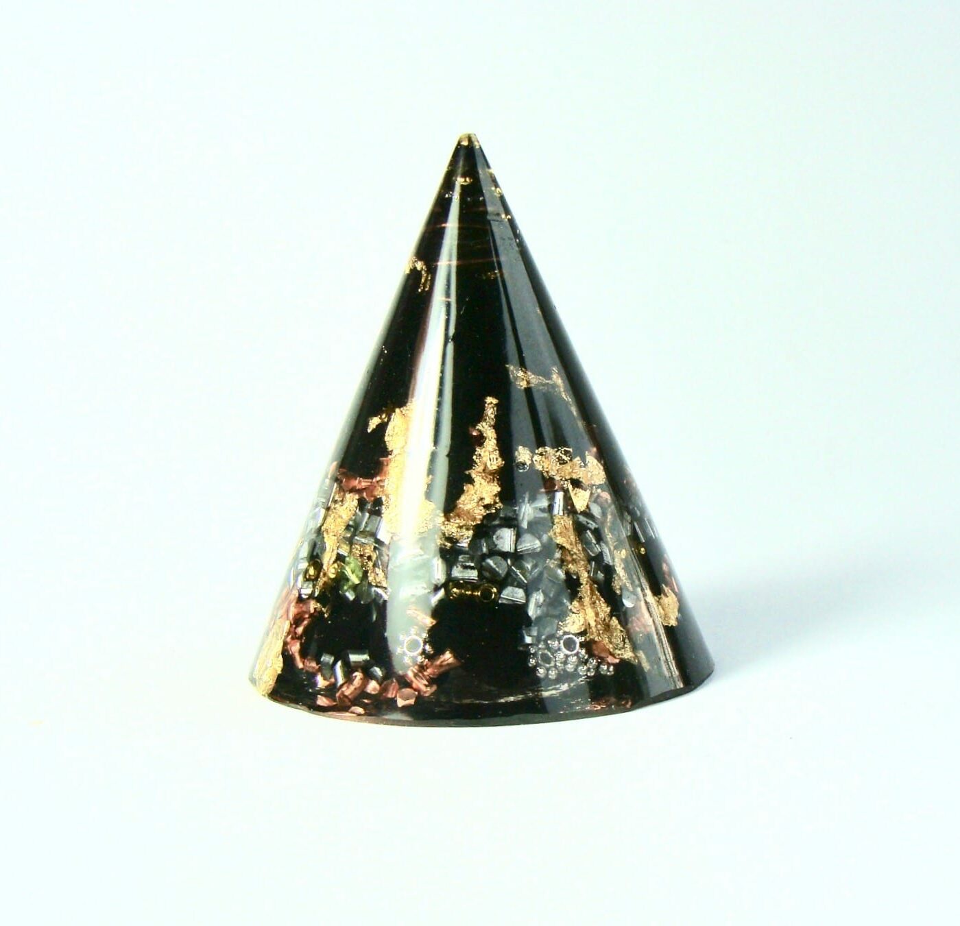 Orgonite cône shungite