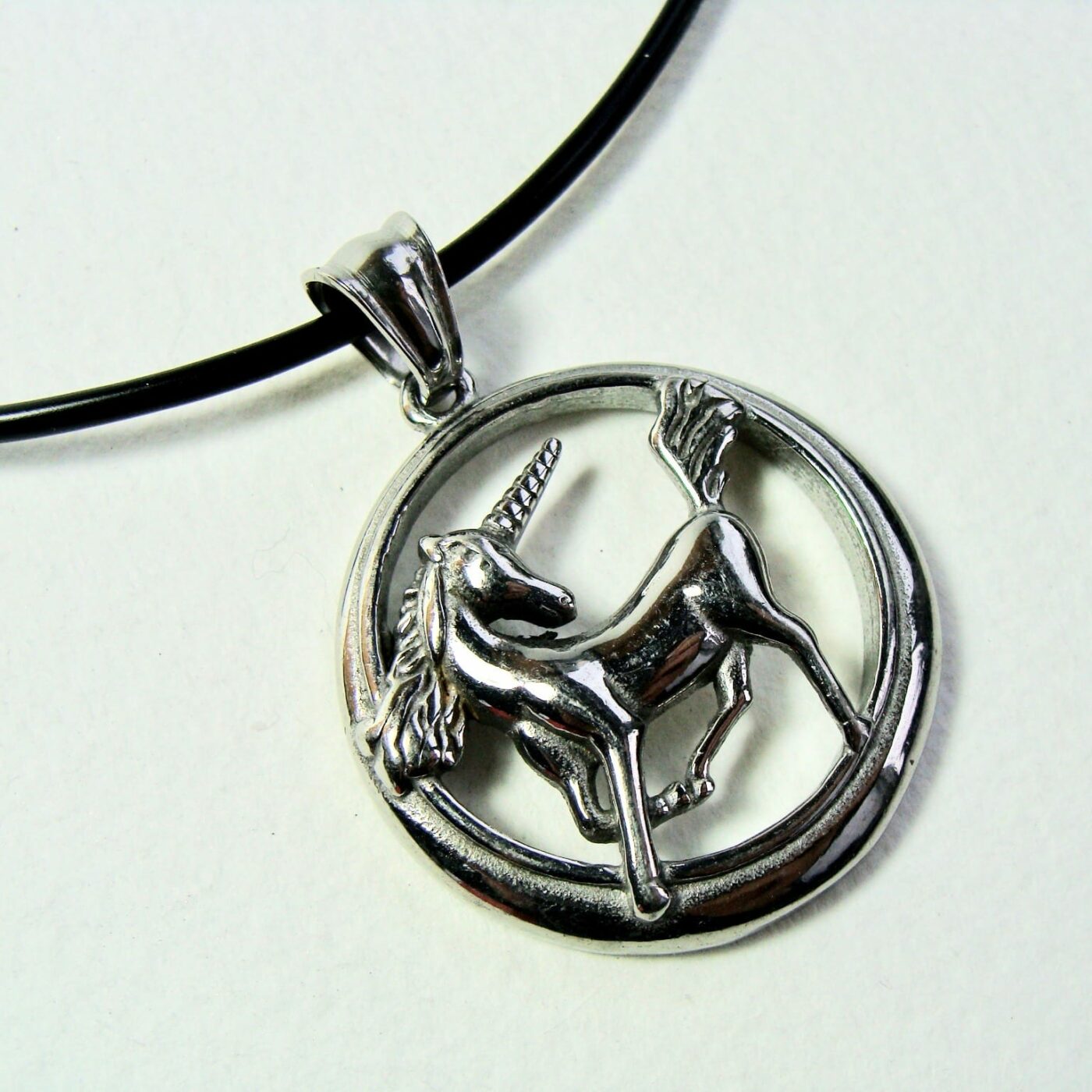 Pendentif licorne argente