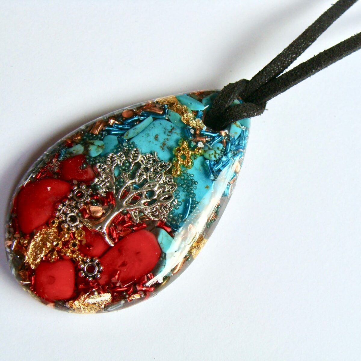 Pendentif orgonite galet goutte Tibet arbre