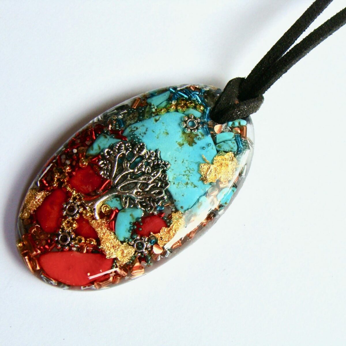 Pendentif orgonite galet ovale Tibet arbre
