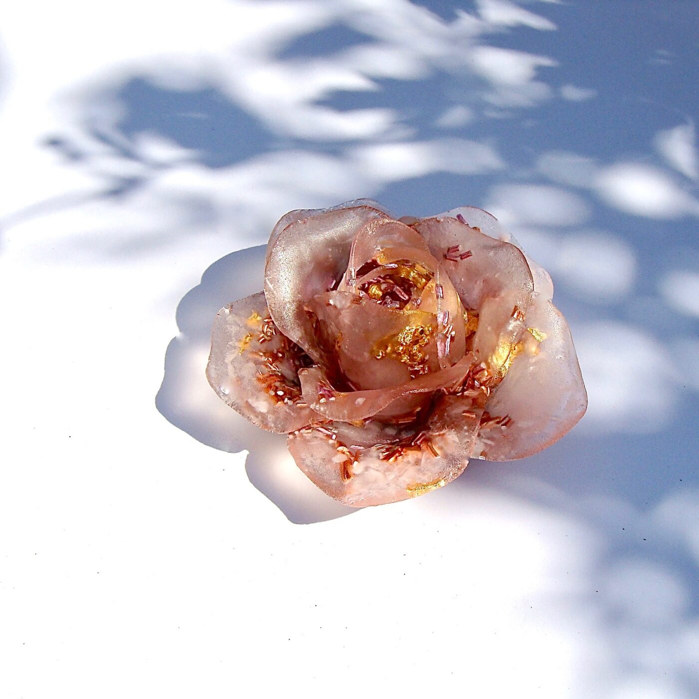 Orgonite rose quartz rose givrée