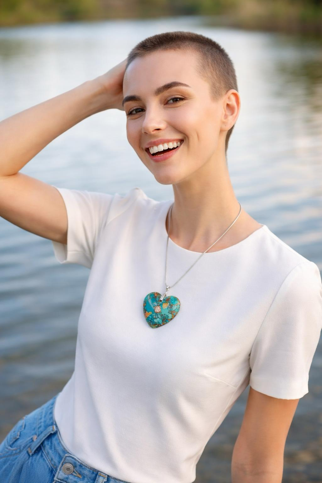 Pendentif orgonite galet coeur turquoise – Image 4