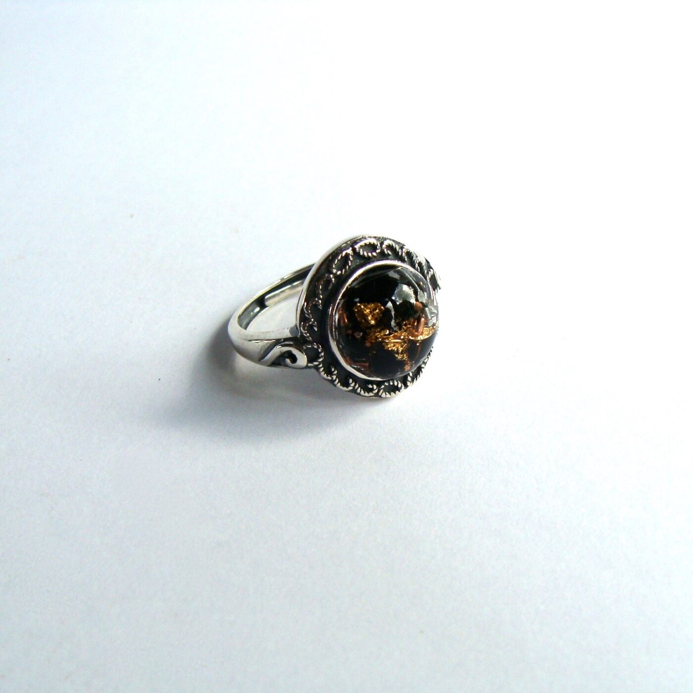 Bague orgonite shungite ronde volutes