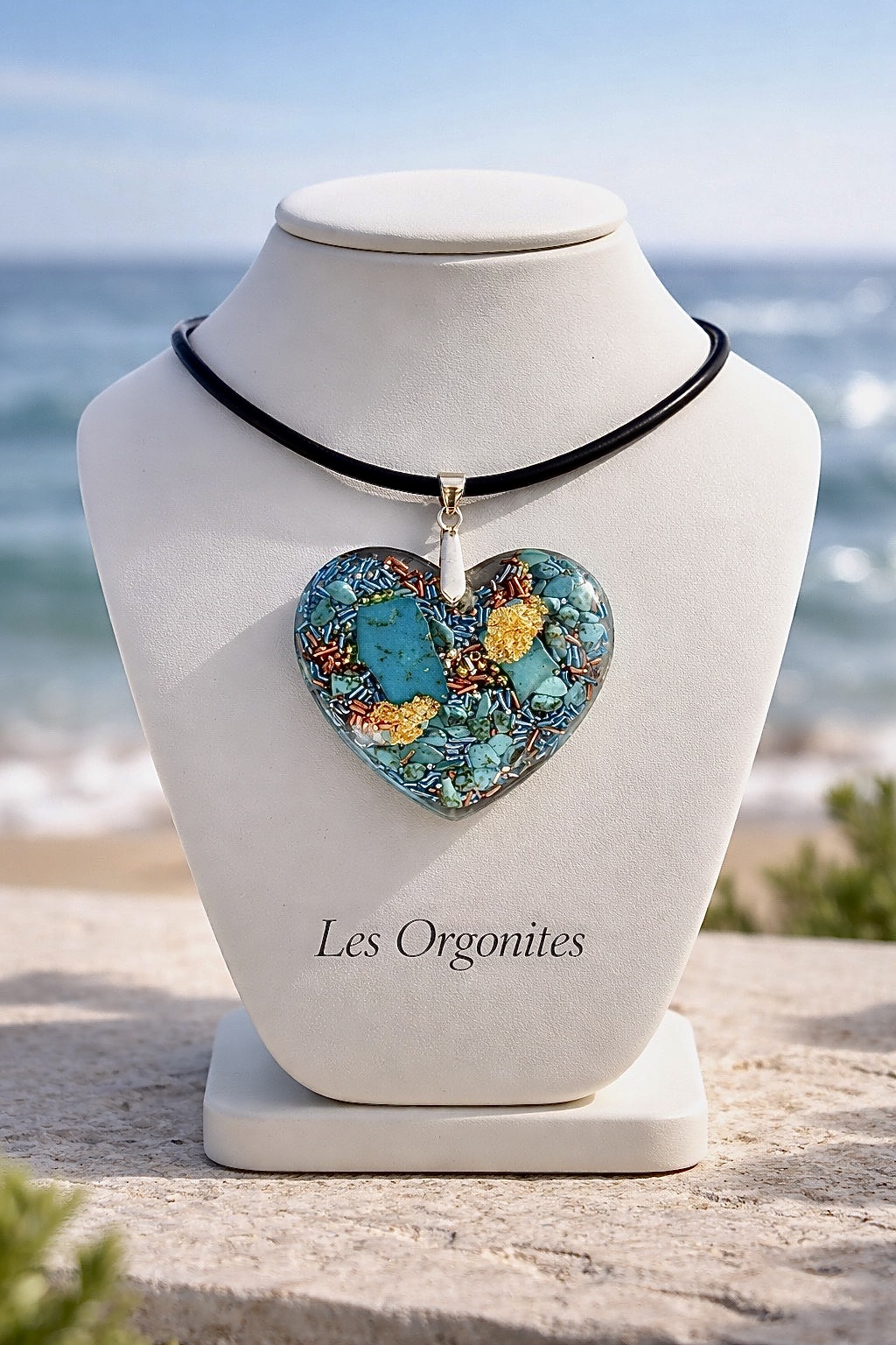 Pendentif orgonite galet coeur turquoise – Image 3