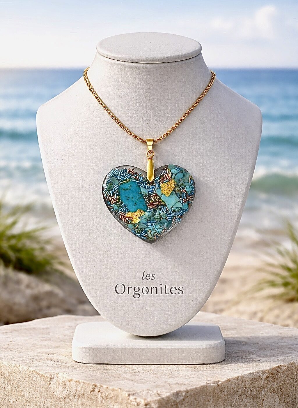 Pendentif orgonite galet coeur turquoise