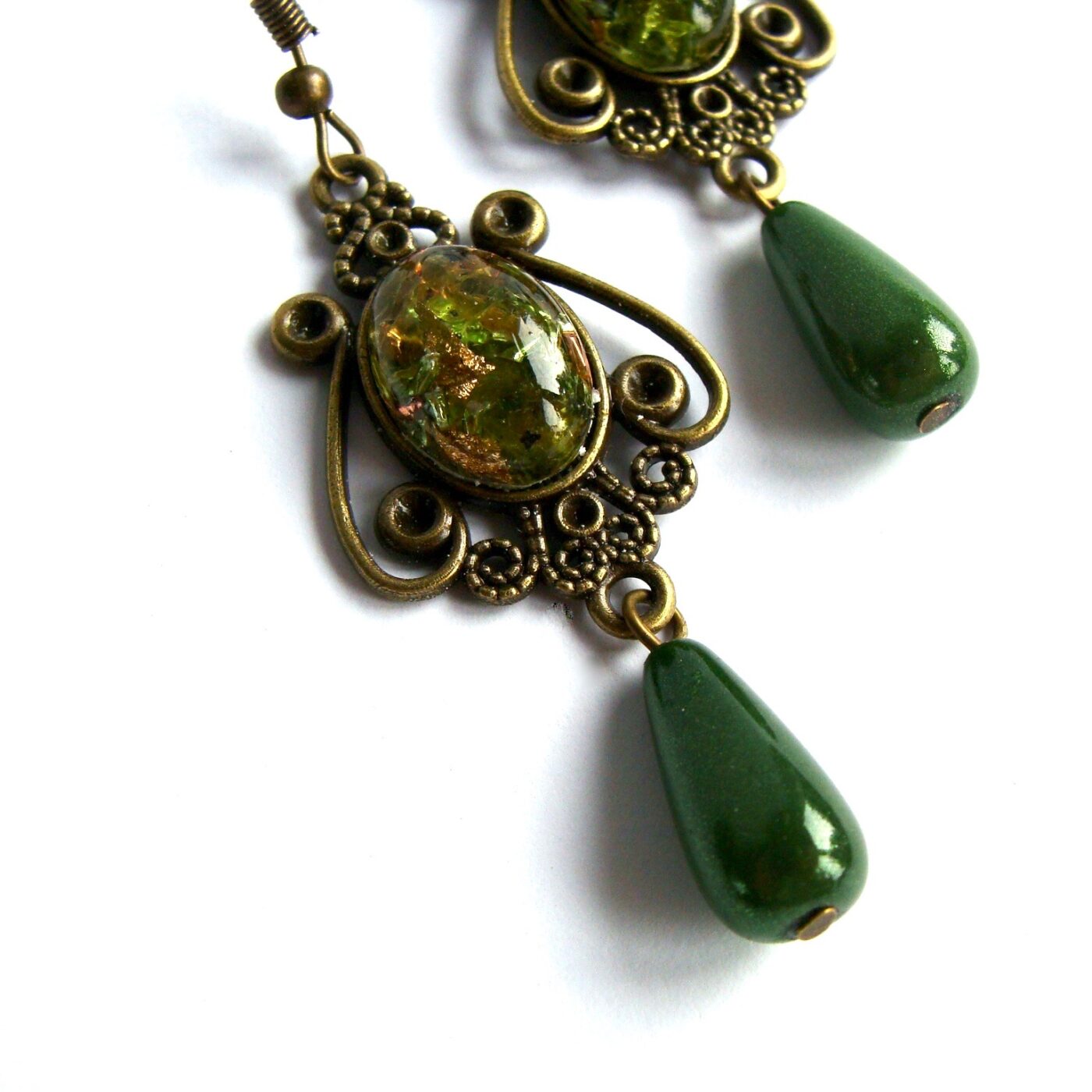 Boucles d'oreilles orgonite rétro péridot