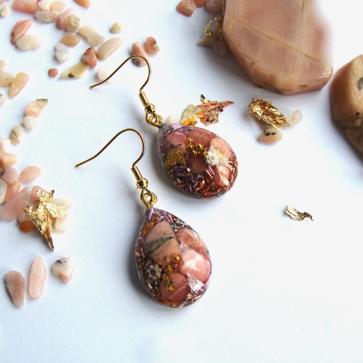 Boucles d'oreilles orgonite goutte rhodocrosite new