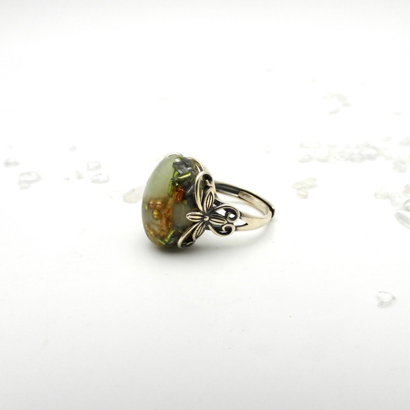 Bague orgonite jade papillon