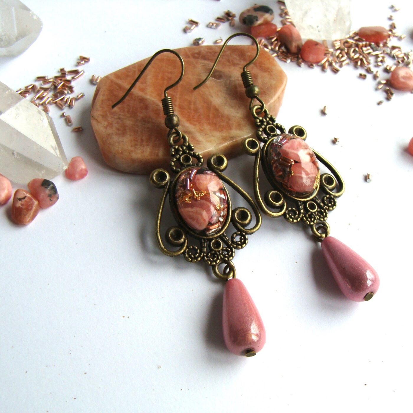 Boucles d'oreilles orgonite rétro rhodocrosite