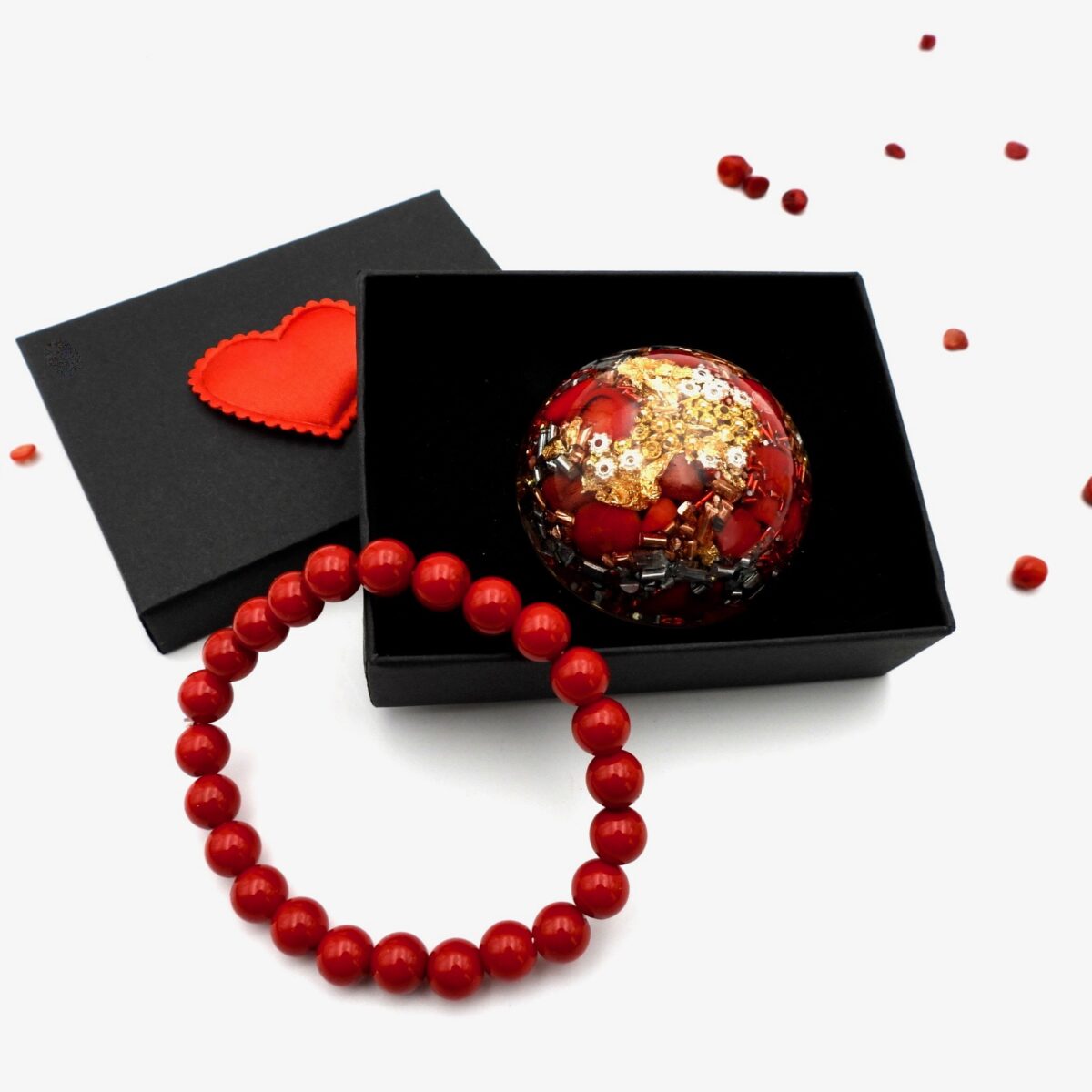 Coffret St Valentin demi sphère corail et bracelet en bambou de mer