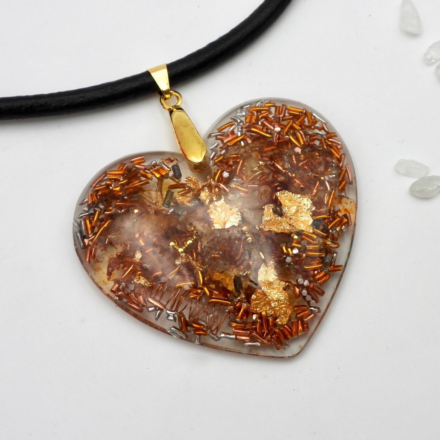 Pendentif galet orgonite coeur citrine