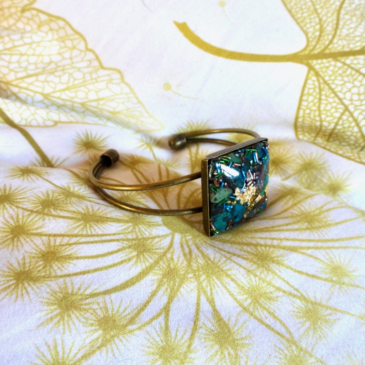 Bracelet orgonite chrysocolle carré