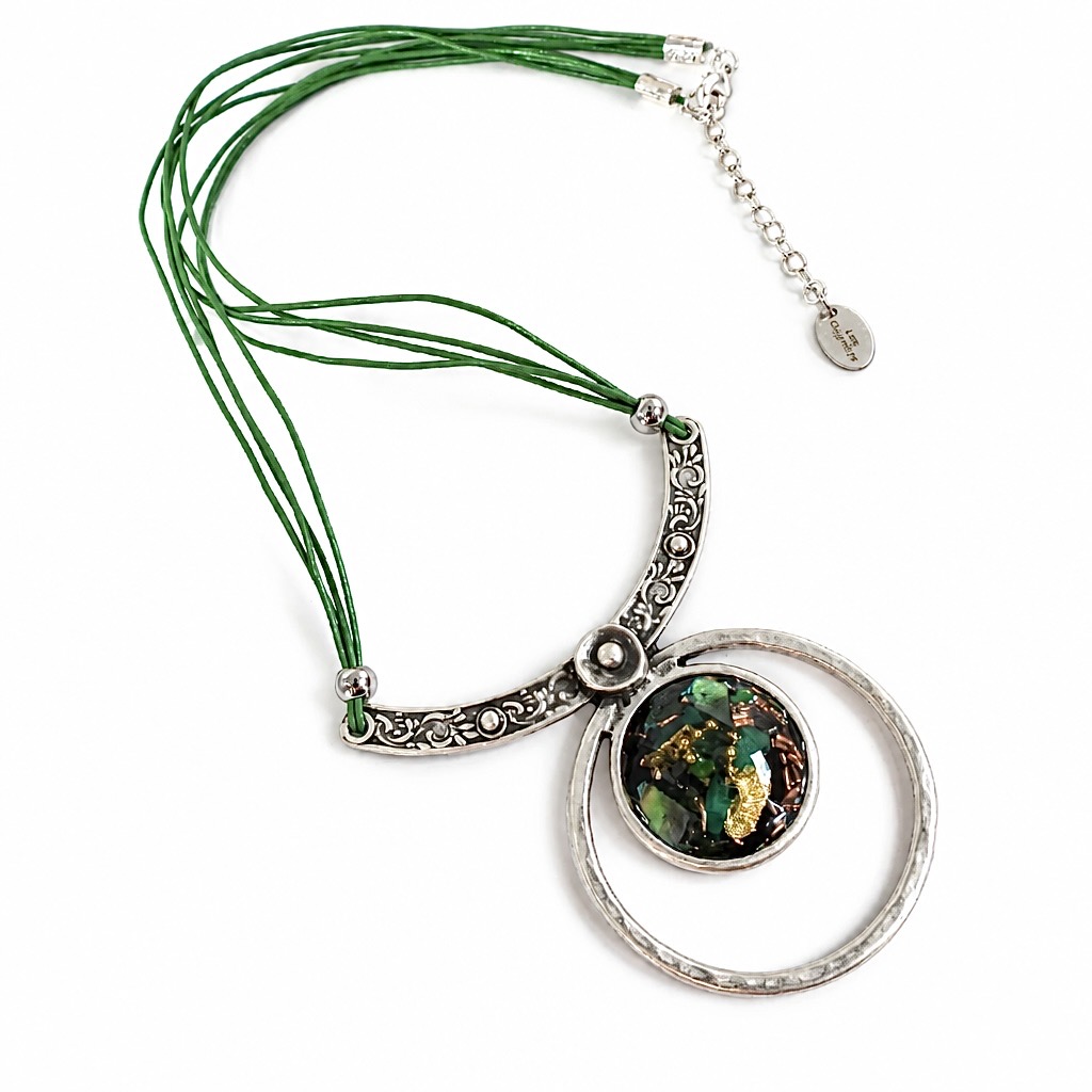 Collier orgonite ethnique Humanité