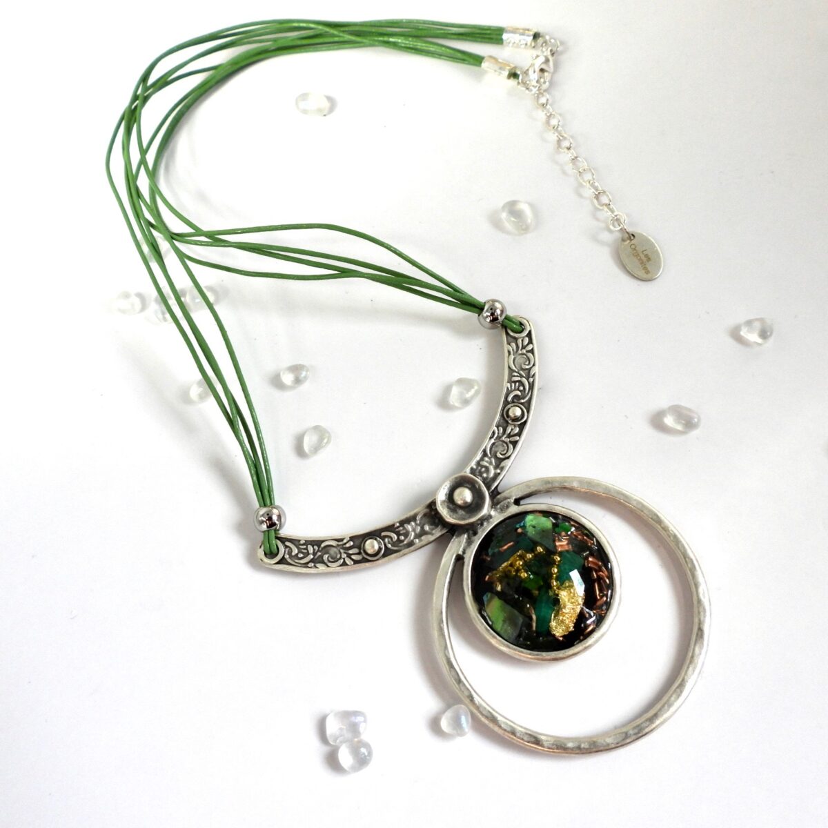 Collier orgonite ethnique Humanité