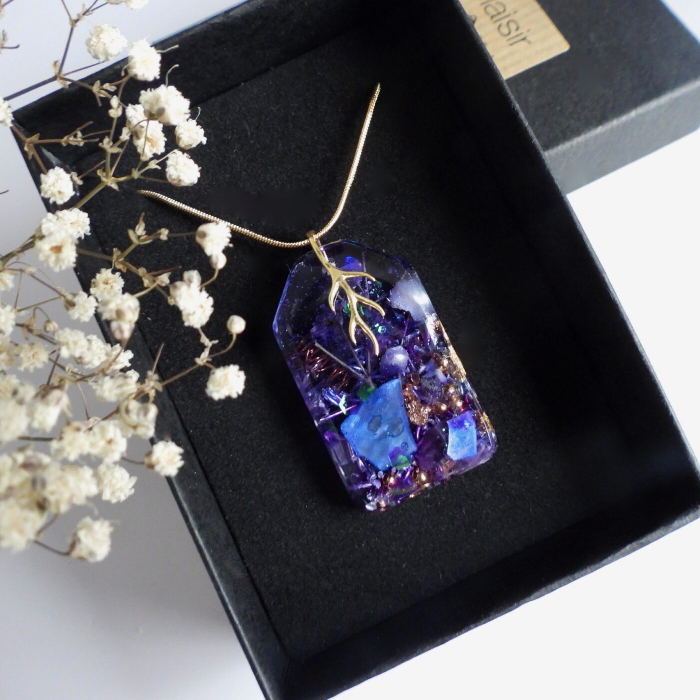 Pendentif orgonite Voyage Printemps Mauve