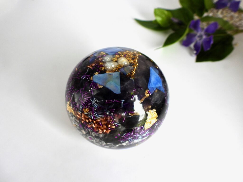 Sphère orgonite Printemps Mauve