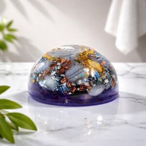 Orgonite demi-sphère Douce Calcédoine