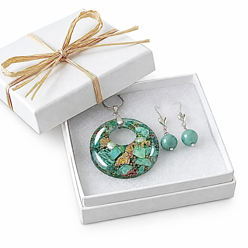 Ensemble pendentif et boucles d'oreilles Amazonite