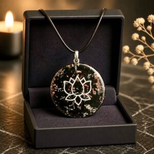 Orgonite ronde shungite pendentif ou porte clefs plusieurs motifs