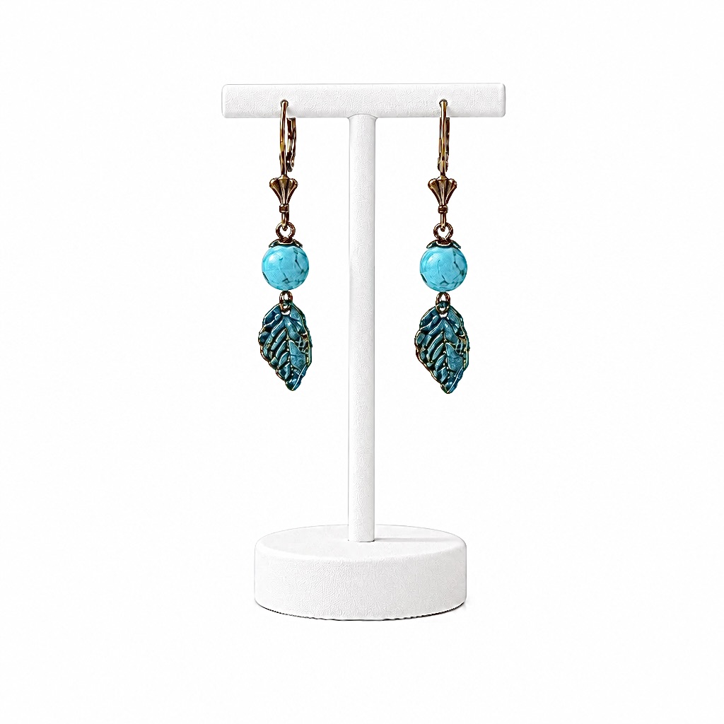 Petites boucles d'oreilles feuilles l'Esprit de Brocéliande turquoises